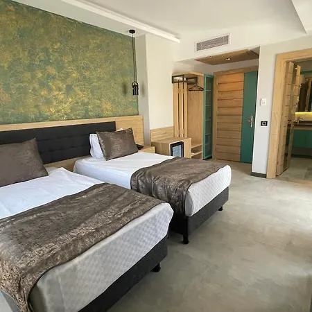 Peramis Hotel&spa 3*